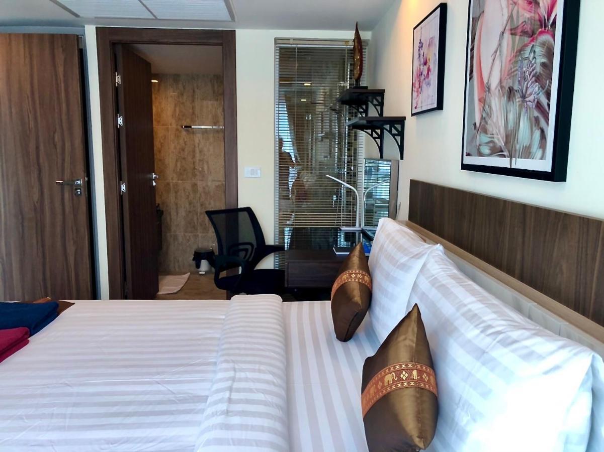 Luxury Business Suits In Grand Avenue By Pattaya City Estates Exteriér fotografie