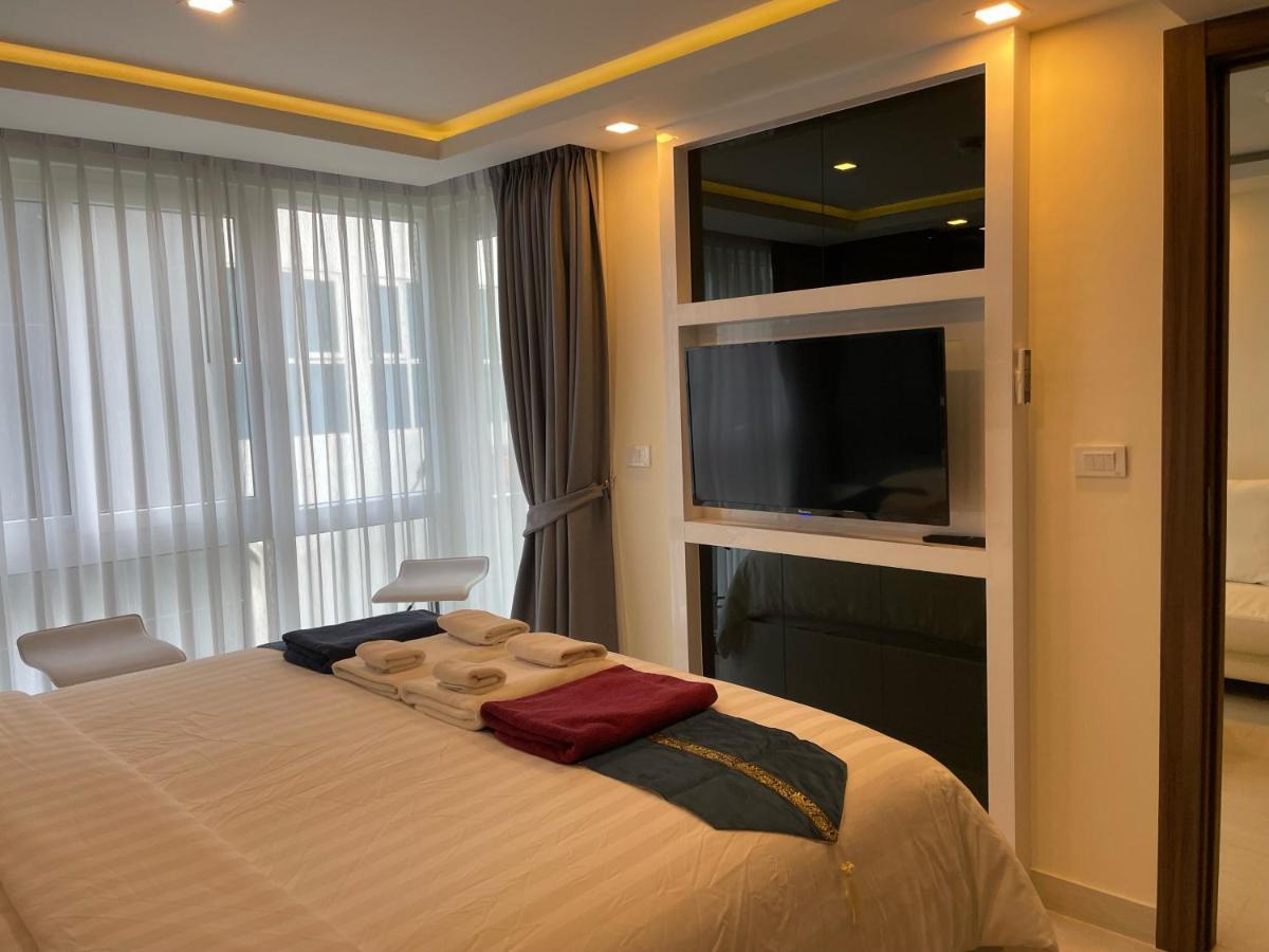 Luxury Business Suits In Grand Avenue By Pattaya City Estates Exteriér fotografie