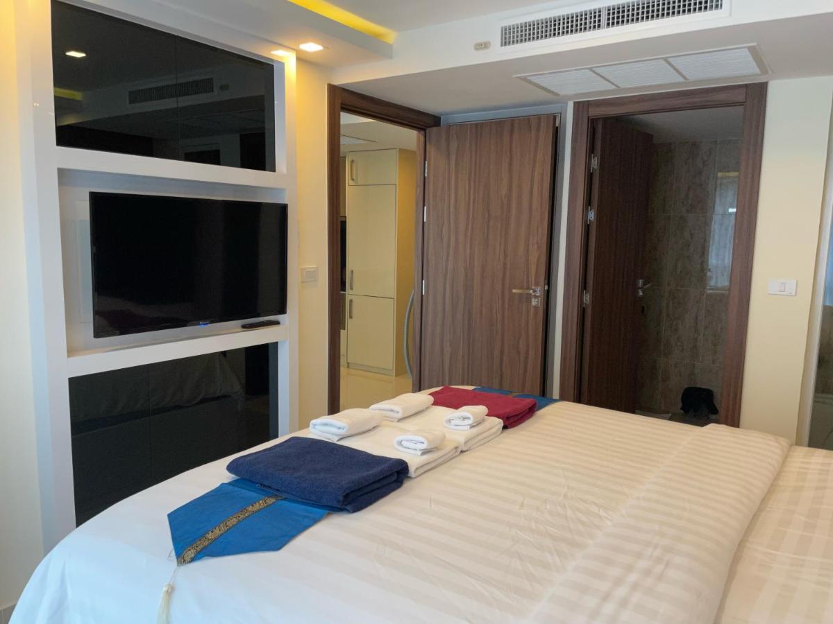 Luxury Business Suits In Grand Avenue By Pattaya City Estates Exteriér fotografie