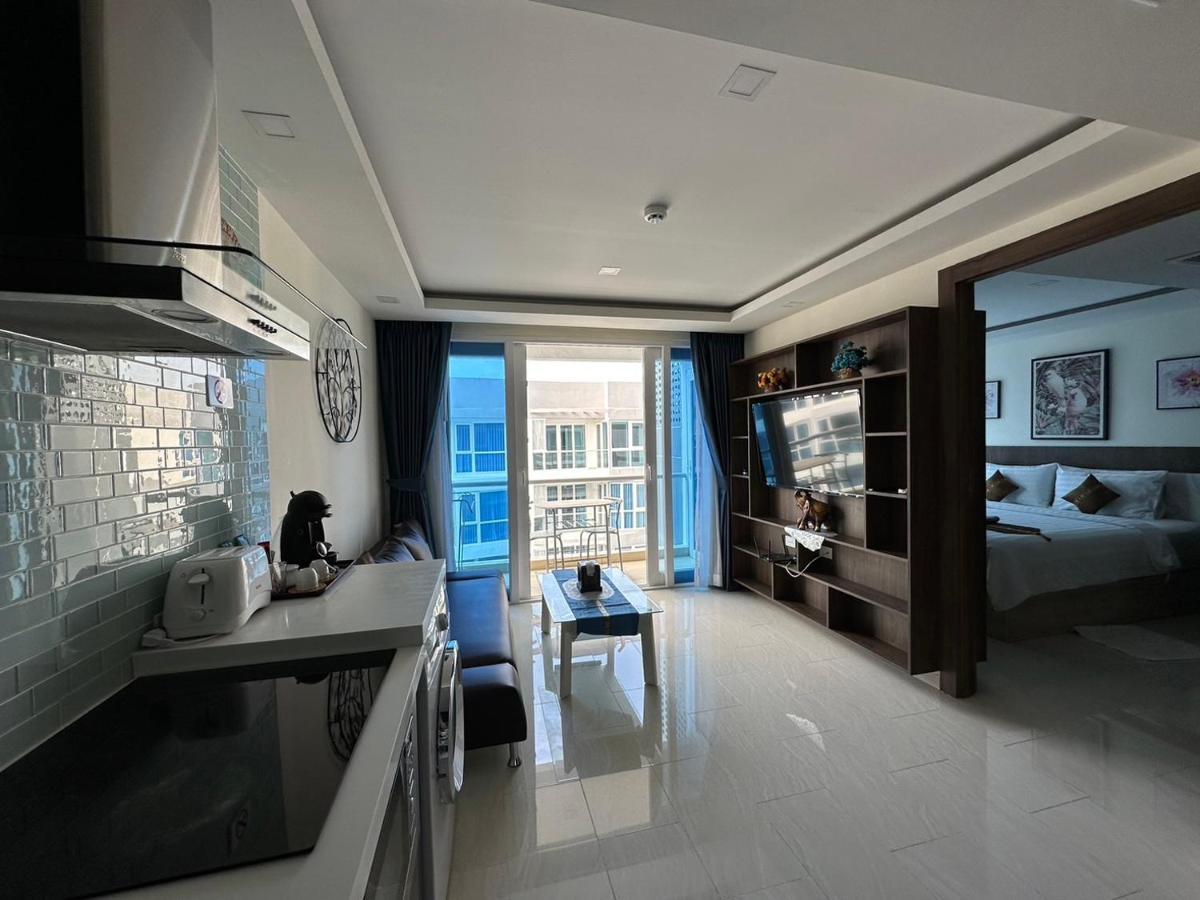 Luxury Business Suits In Grand Avenue By Pattaya City Estates Exteriér fotografie