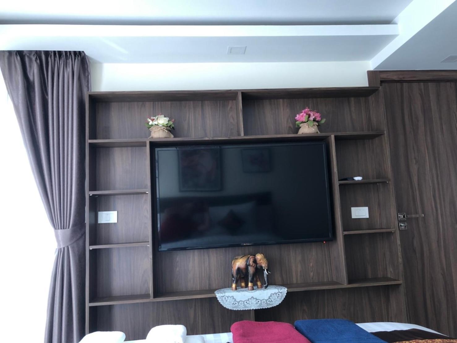 Luxury Business Suits In Grand Avenue By Pattaya City Estates Exteriér fotografie