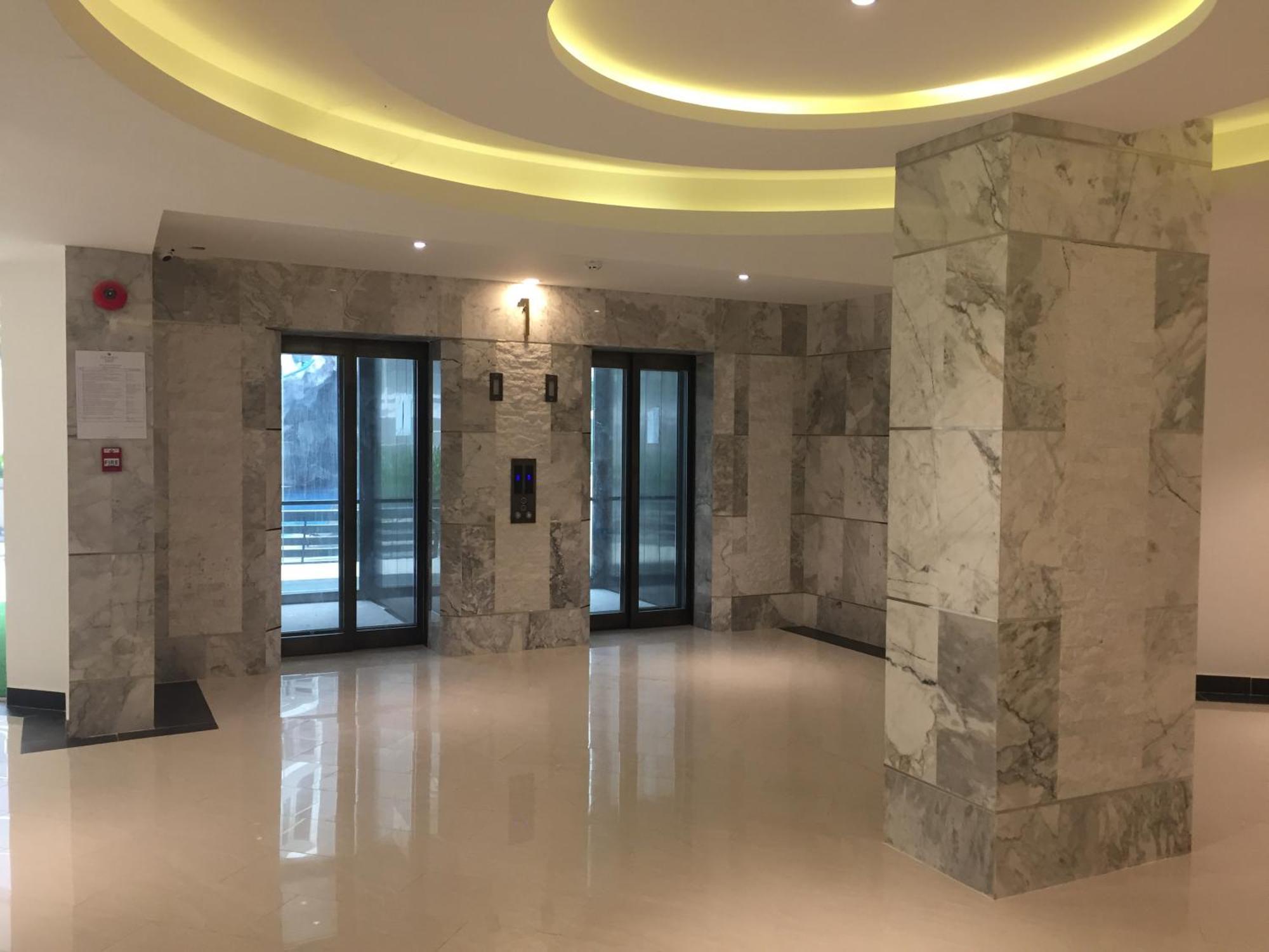 Luxury Business Suits In Grand Avenue By Pattaya City Estates Exteriér fotografie