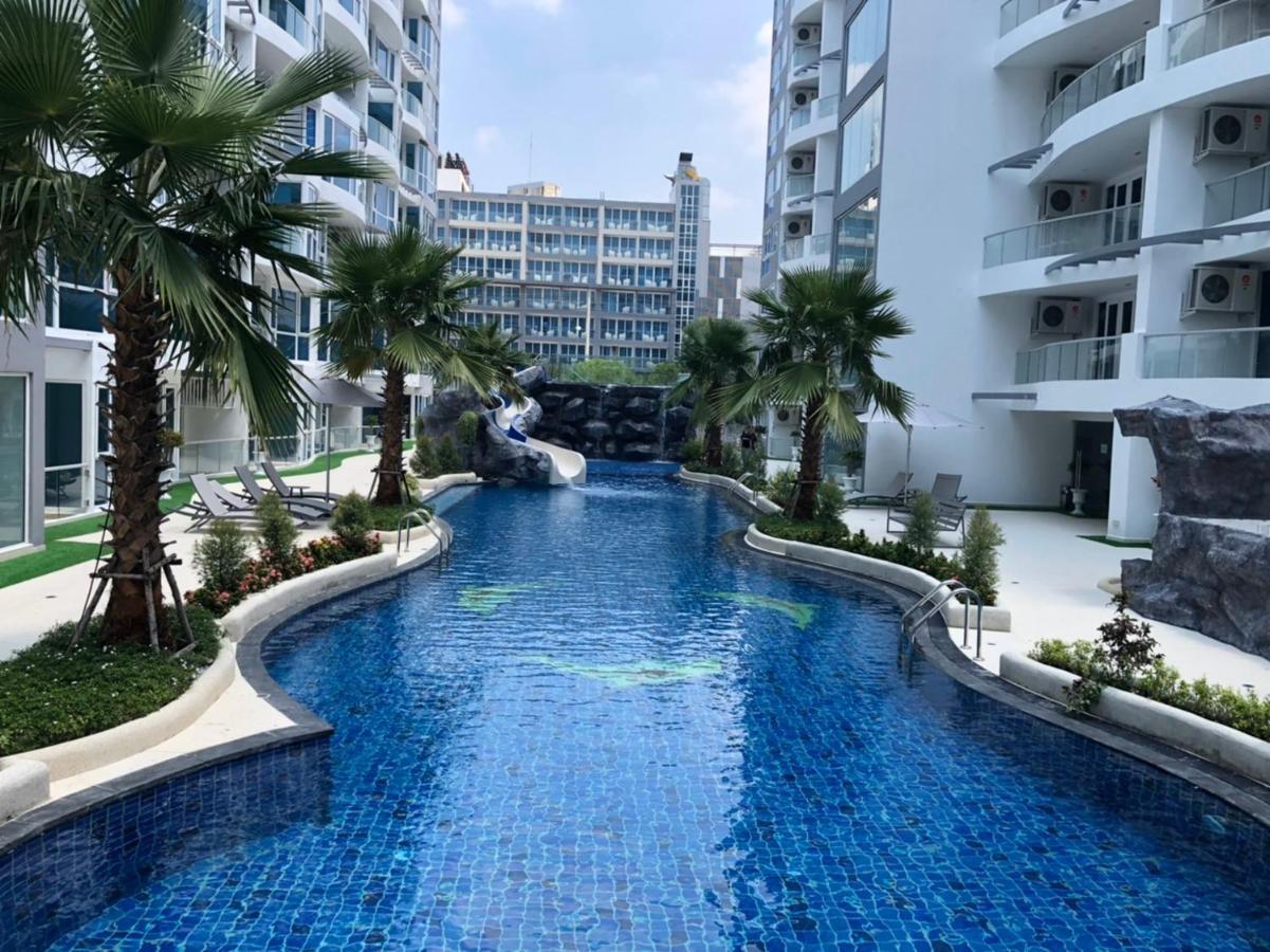 Luxury Business Suits In Grand Avenue By Pattaya City Estates Exteriér fotografie