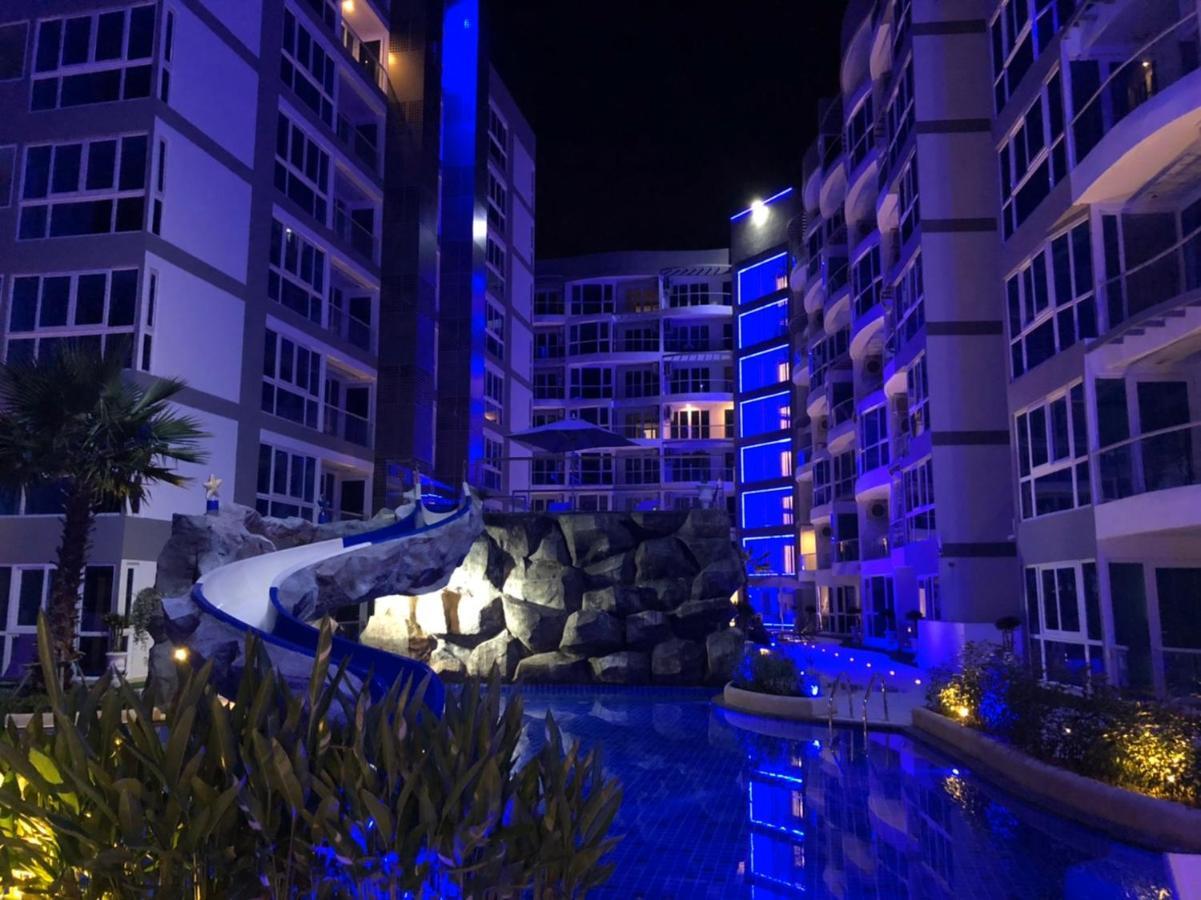 Luxury Business Suits In Grand Avenue By Pattaya City Estates Exteriér fotografie