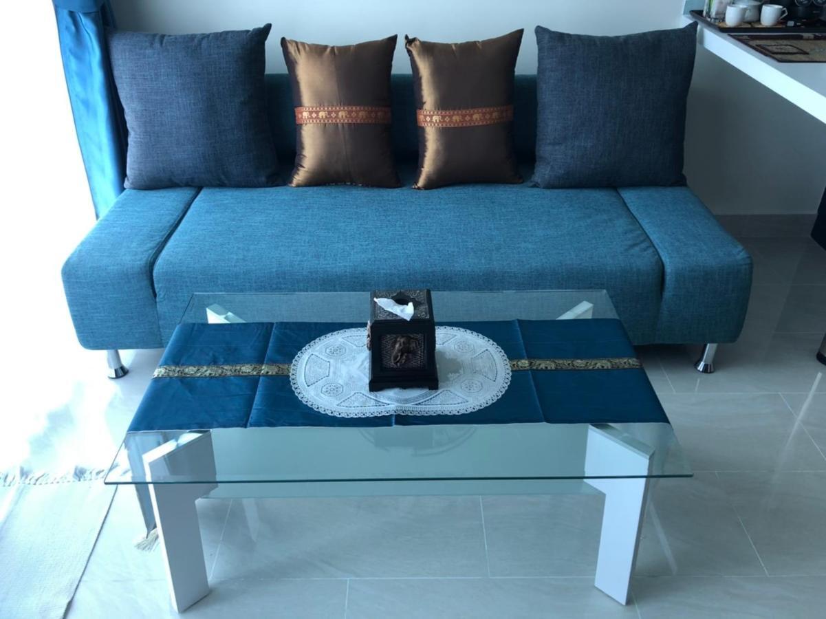 Luxury Business Suits In Grand Avenue By Pattaya City Estates Exteriér fotografie